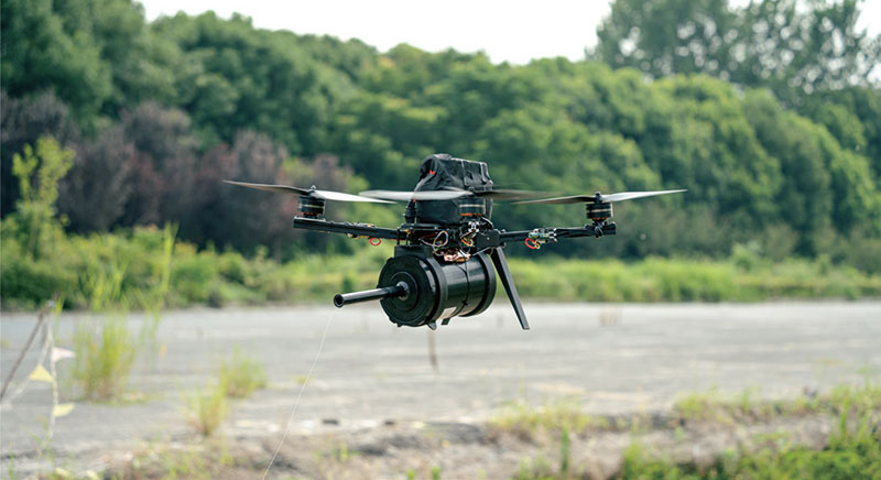 UAV-ҳои нахи оптикӣ: Инқилоби симдор дар парвози зидди роҳбандӣ